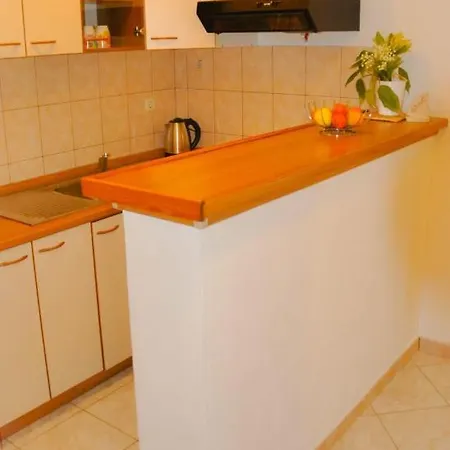 Hotel apartamentowy Arija Povlja (Brac)