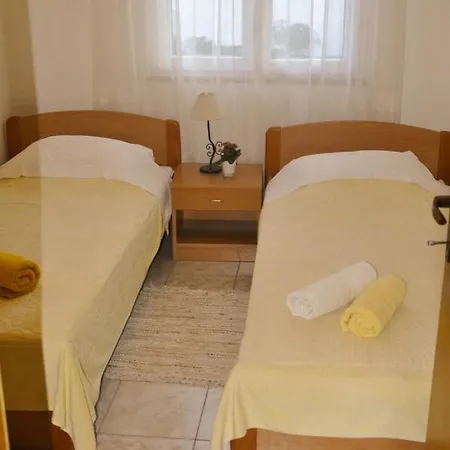 Hotel apartamentowy Arija Povlja (Brac)