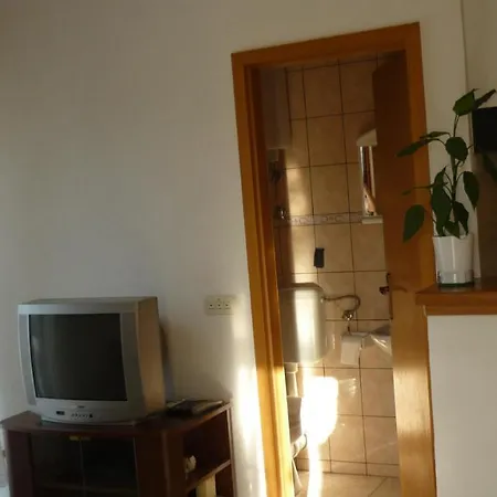 Arija Aparthotel Povlja (Brac)