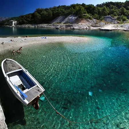 Aparthotel Arija Povlja (Brac)