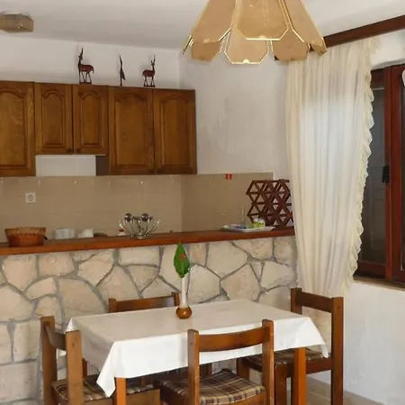 Arija Aparthotel *