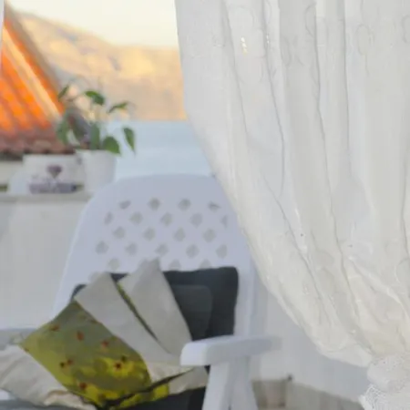 Arija Aparthotel Povlja (Brac)